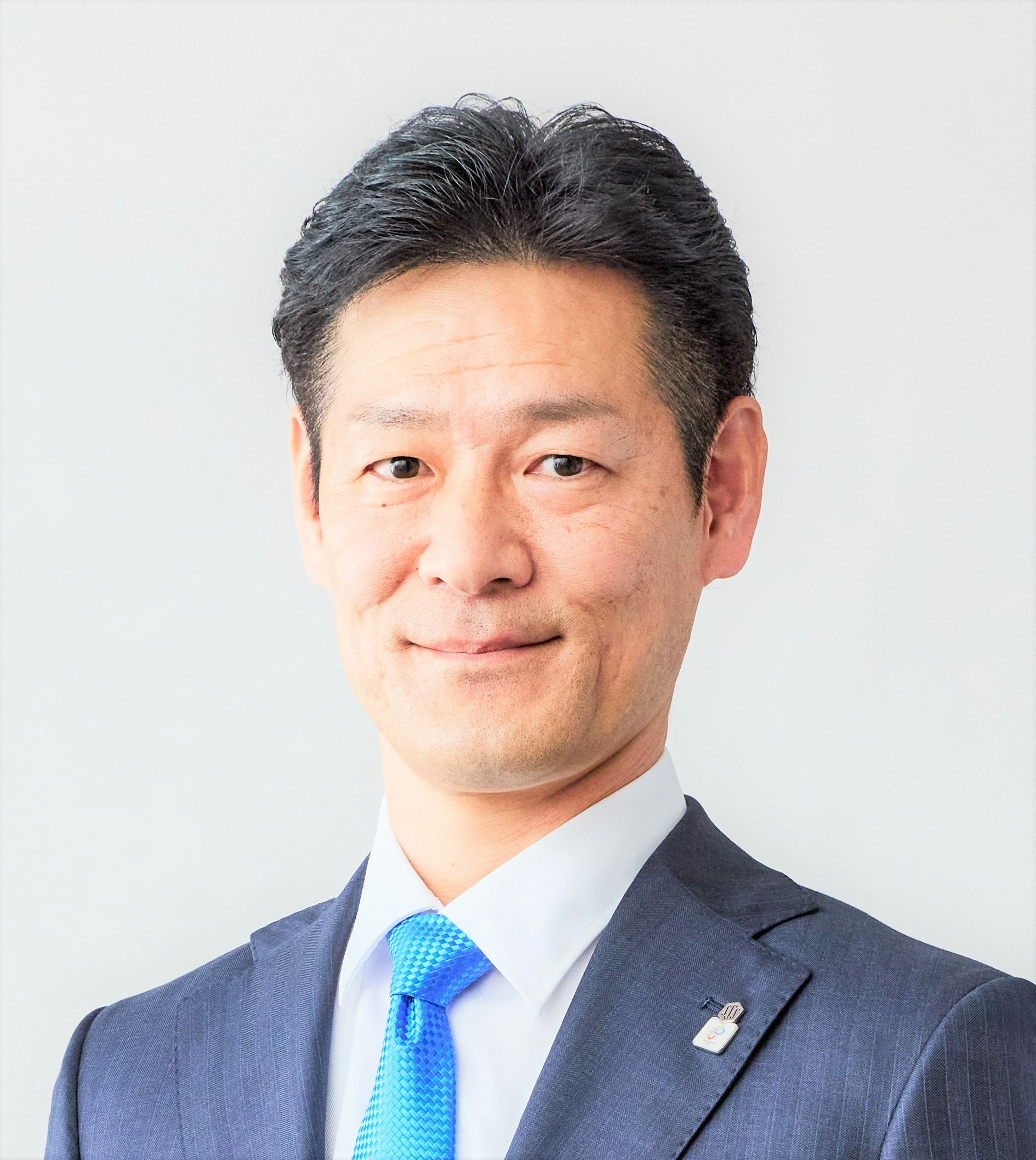 安信 秀昭の写真